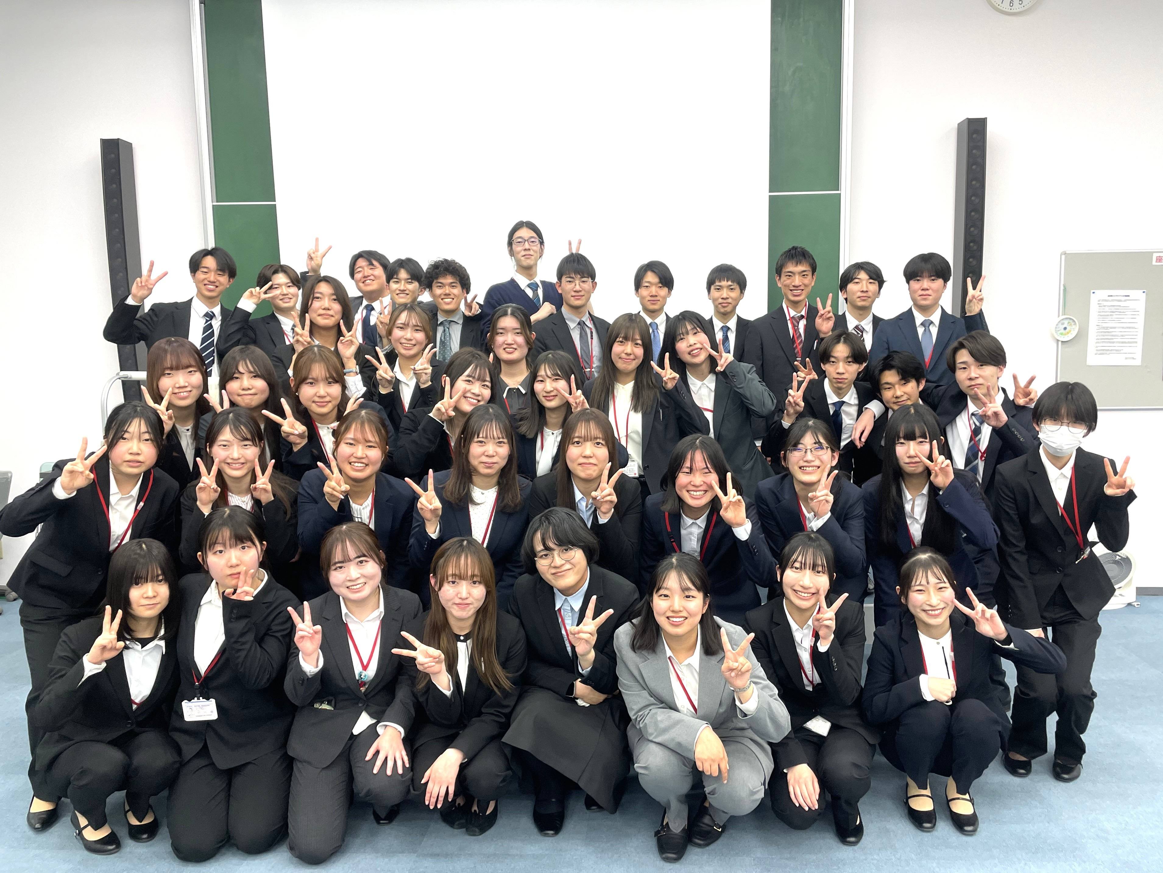 【HP用】顔合わせ会集合写真.jpg