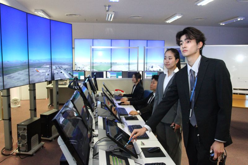 航空管制科（研修内容：⓪実習）DS.jpg
