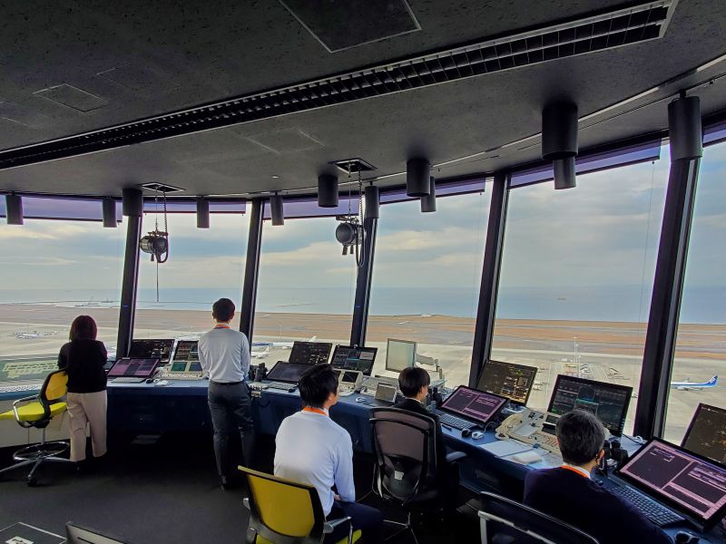 航空管制科（業務紹介：①飛行場管制）DS.jpg