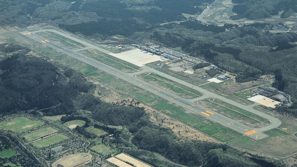 秋田空港 国土交通省東京航空局